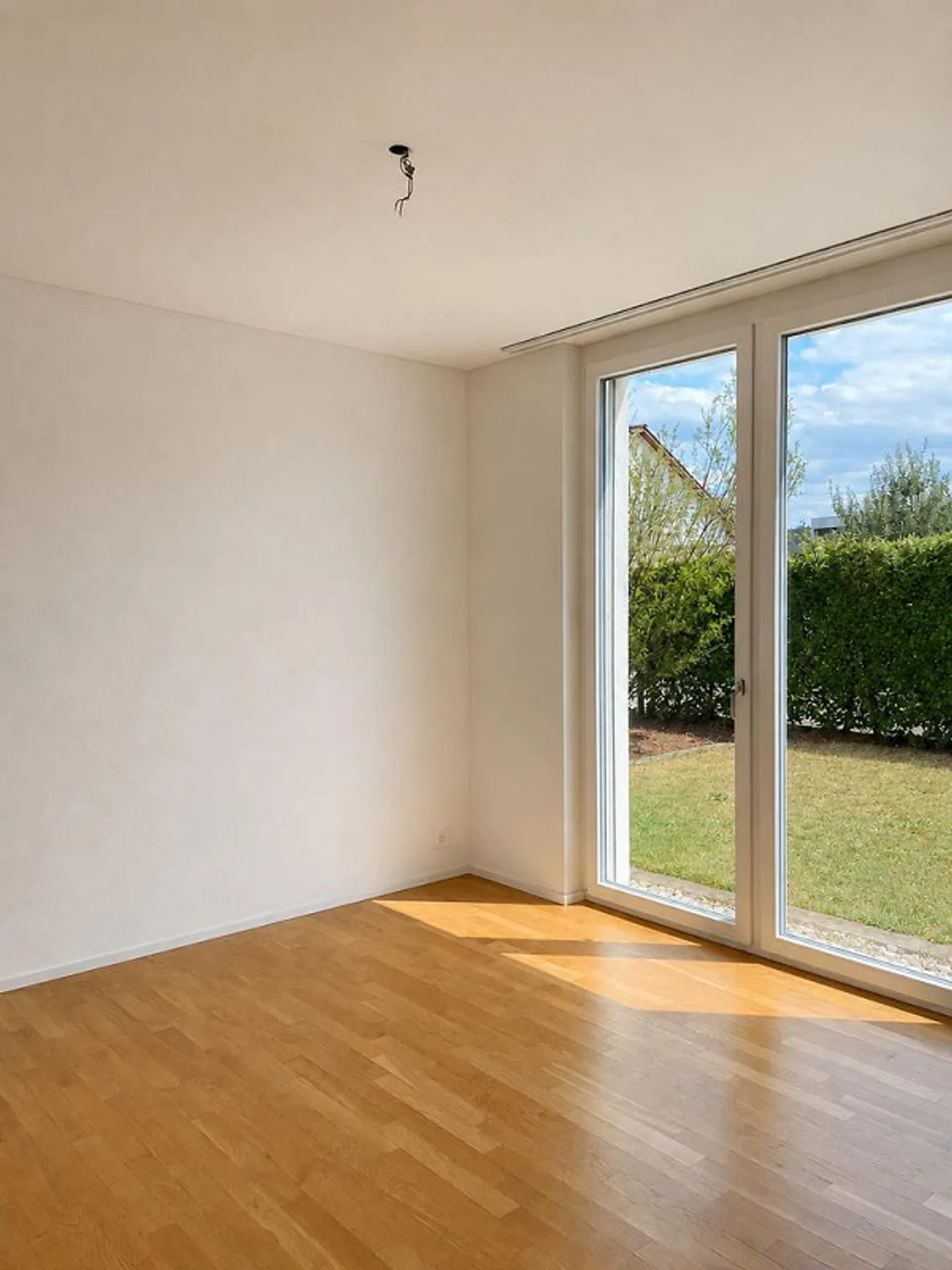 Appartement en rez-de-chaussée ensoleillé à louer - Photo 7 sur 9