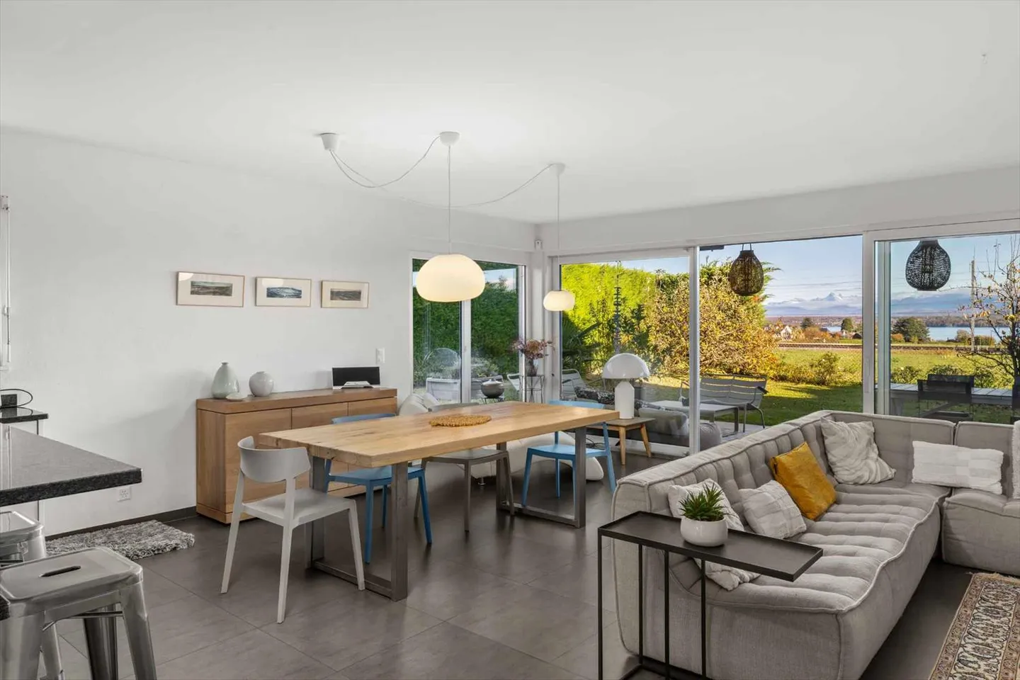 Semi-Detached House 6 Rooms - Photo 1 of 13