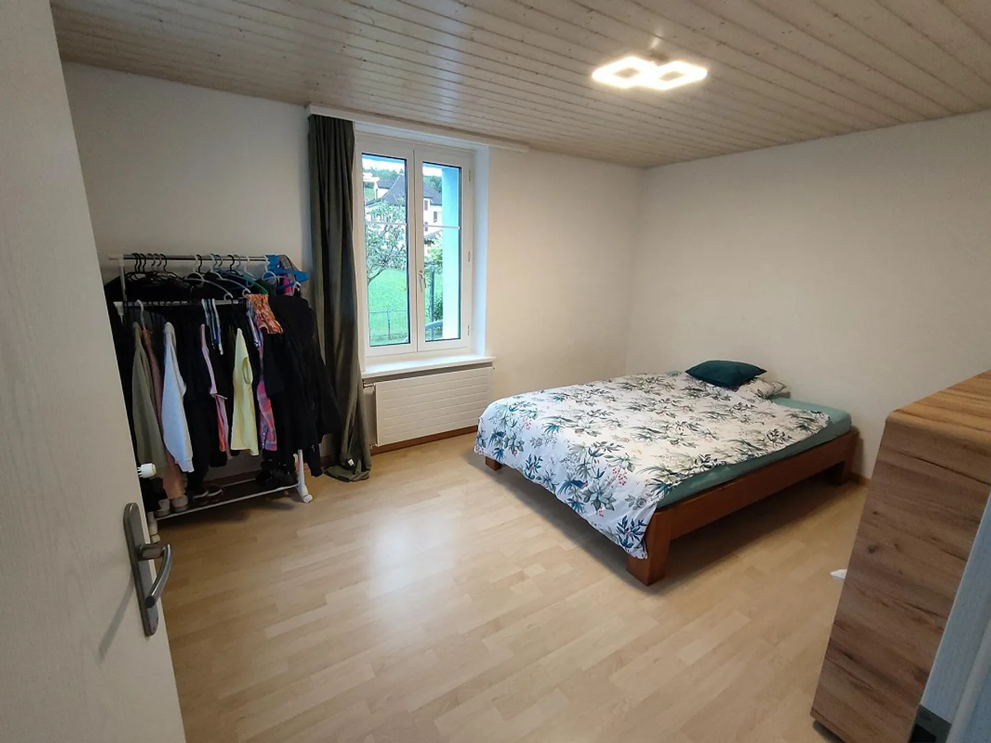 Appartement lumineux de 3,5 pièces - Photo 2 sur 5