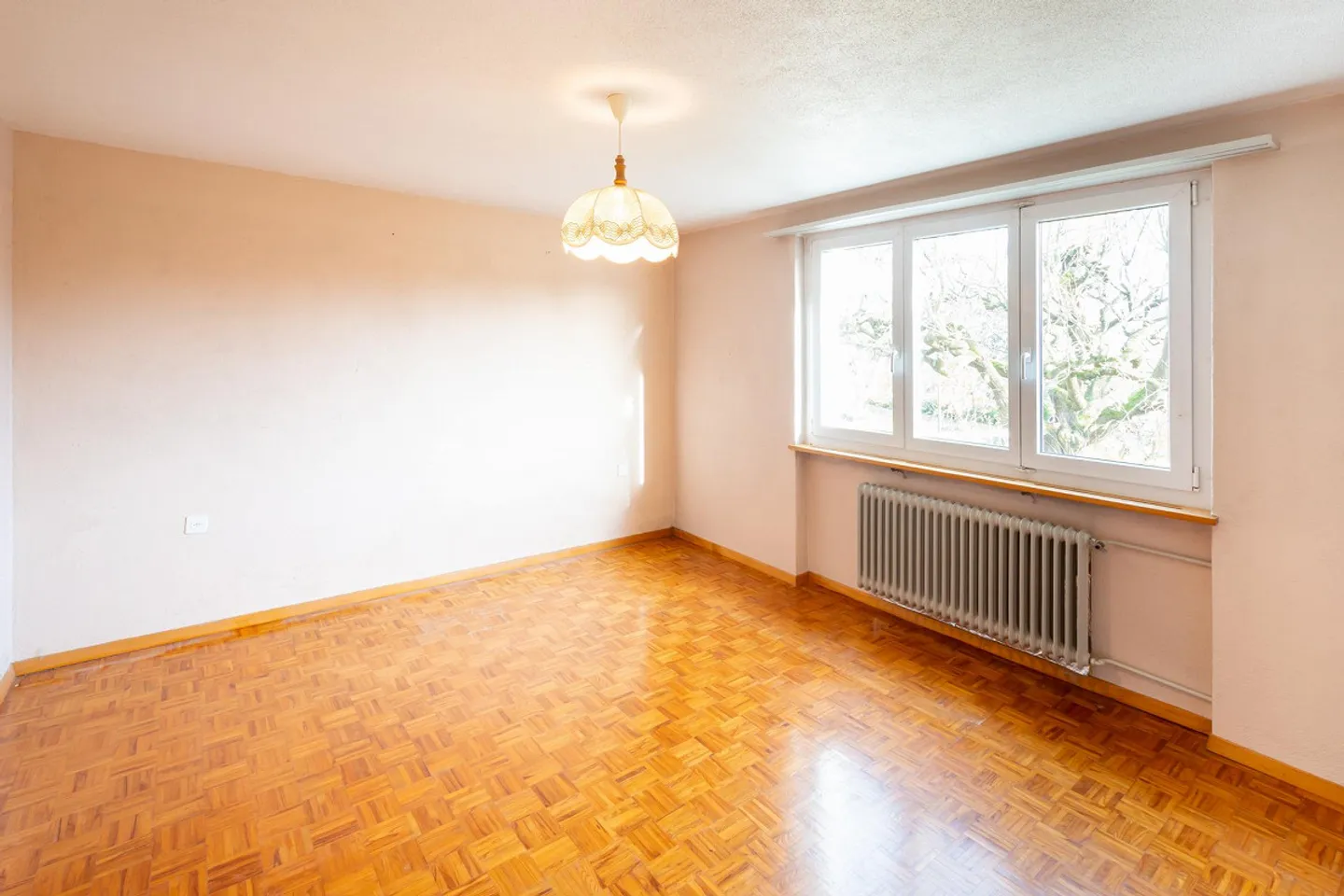 Detached single-family house in a family-friendly location - Photo 7 of 16