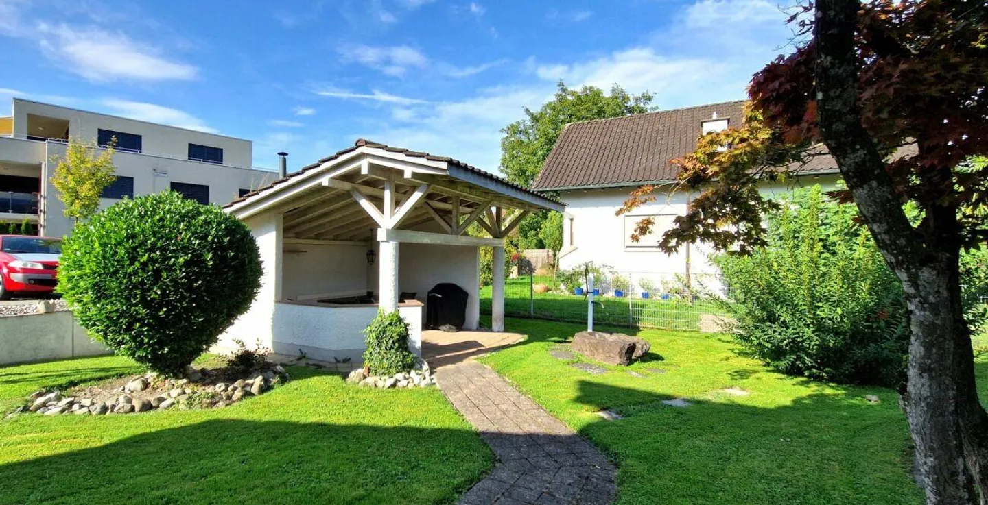 Vivere generoso con giardino - Foto 10 di 13