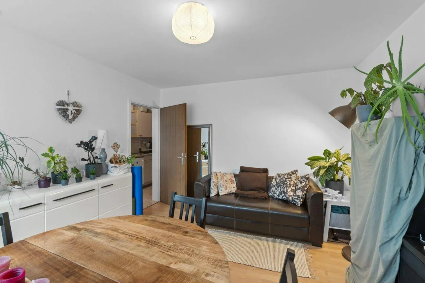 Casa unifamiliare indipendente in una zona residenziale tranquilla - Foto 17 di 23