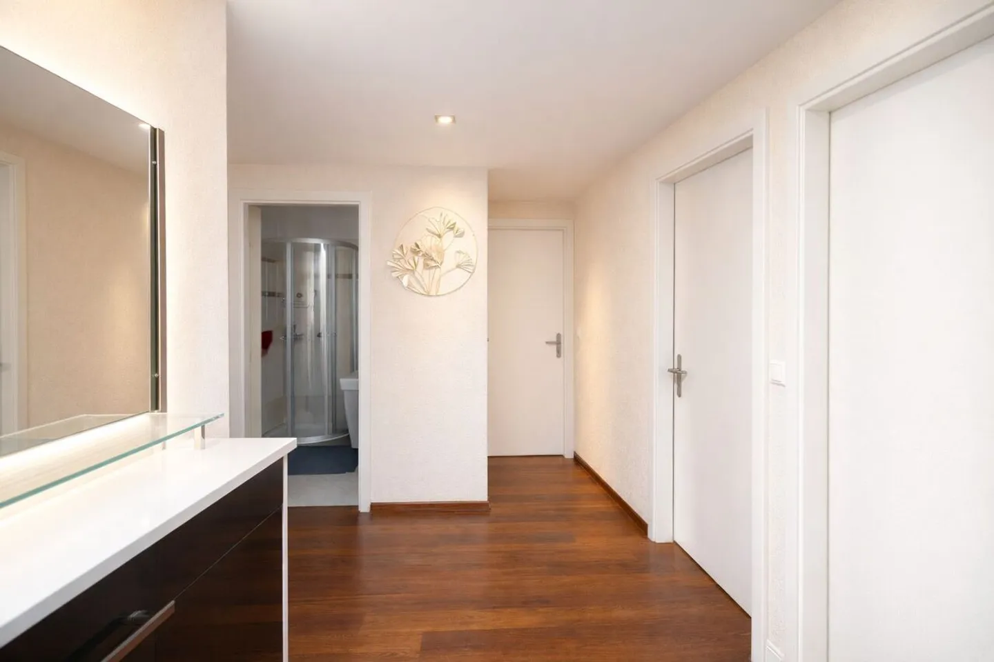 Sublime 4.5-room apartment facing the Montreux landing stage - Photo 6 of 14