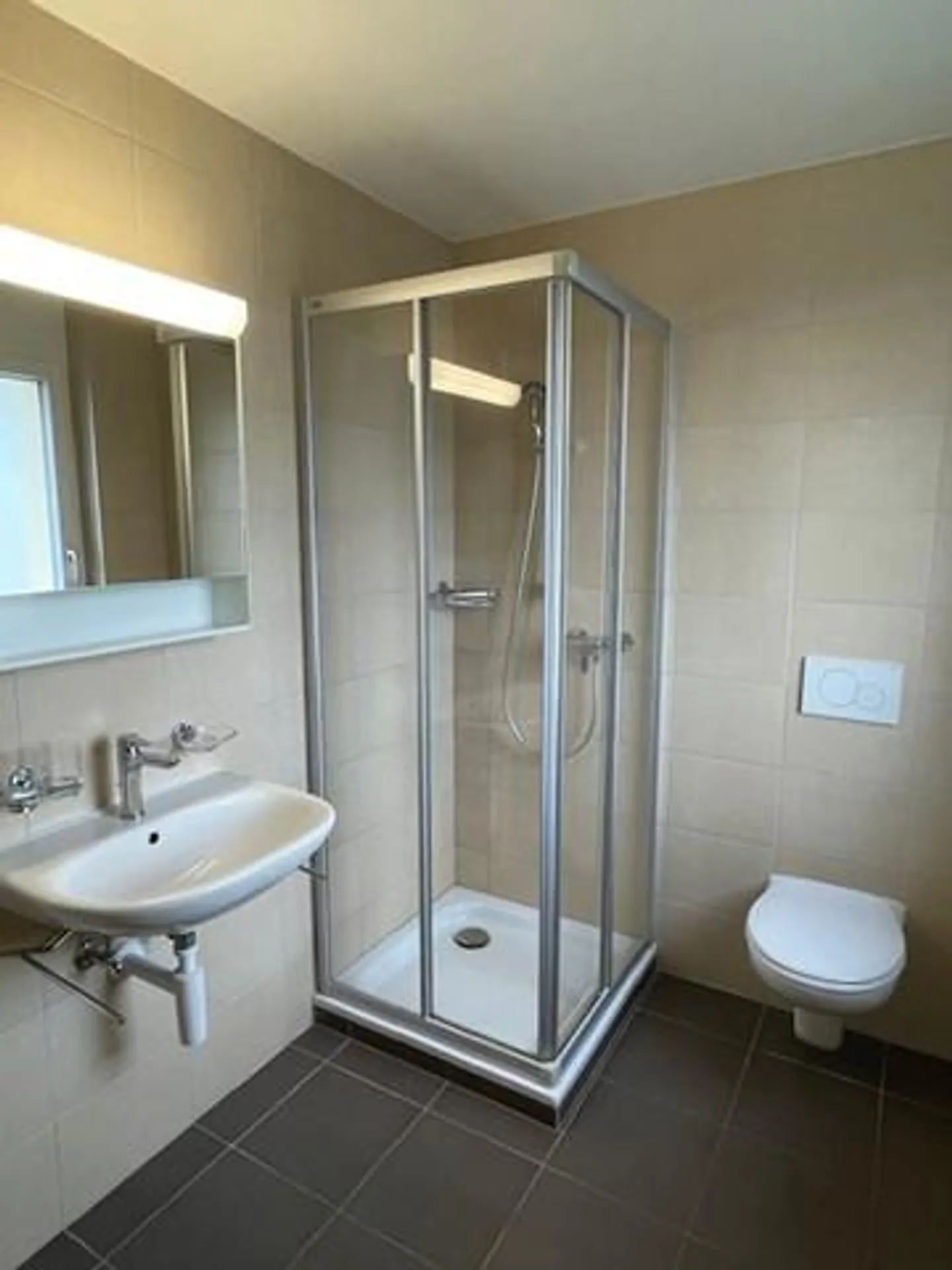 Geräumige 4,5-Zimmer-Wohnung mit 2 Balkonen - Foto 6 von 7