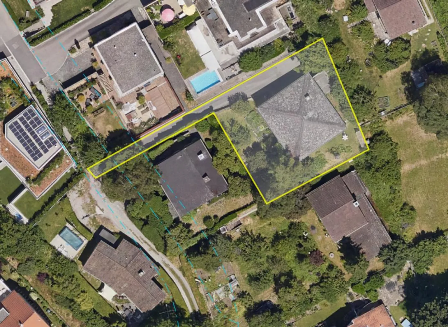 Casa unifamiliare indipendente in una zona residenziale tranquilla - Foto 23 di 23