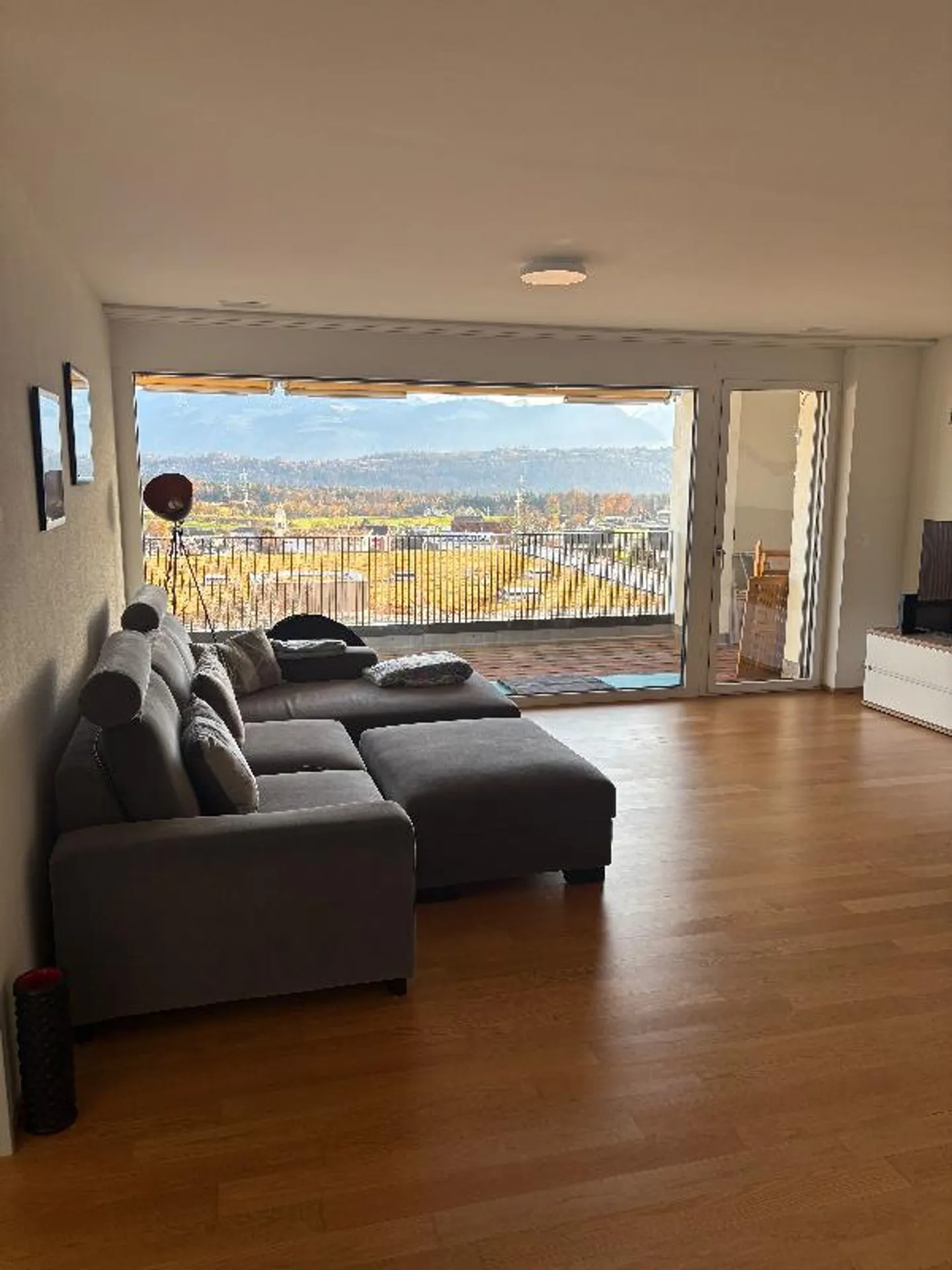 2.5 Room Apartment - Photo 1 of 5