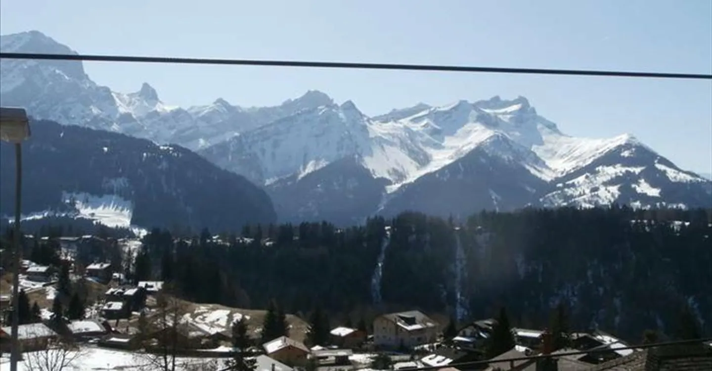 From the owner: Former rental chalet to be transformed in Arveyes - Villars-sur-Ollon capable of reaching 6 apartments - Photo 10 of 12