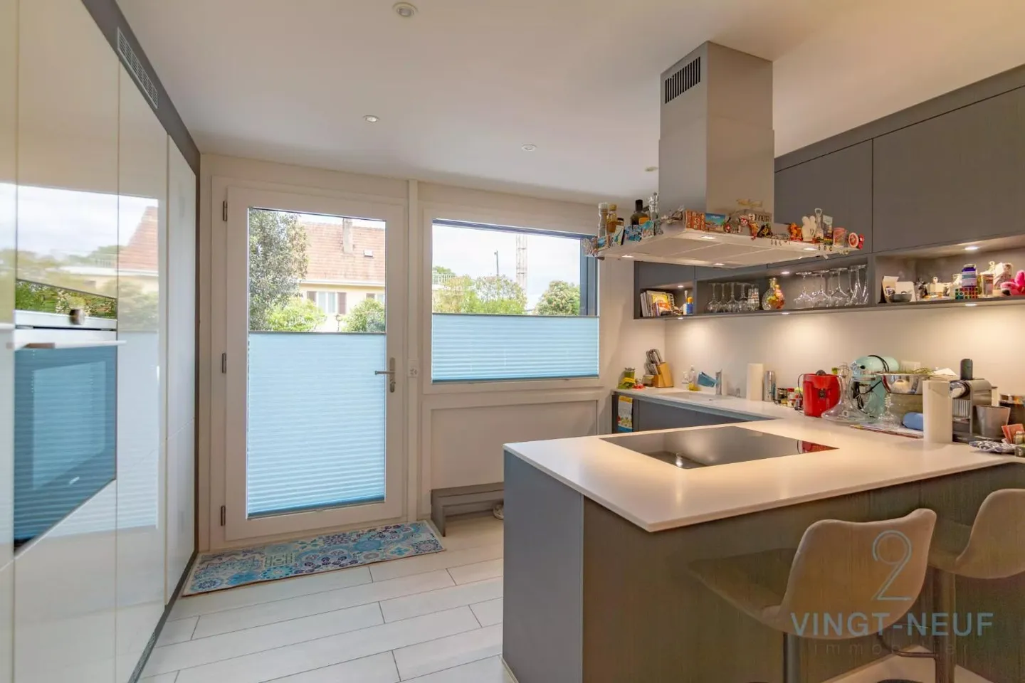 Idéal pour une famille - Maison HPE de 5 pièces avec jardin - Photo 2 sur 13