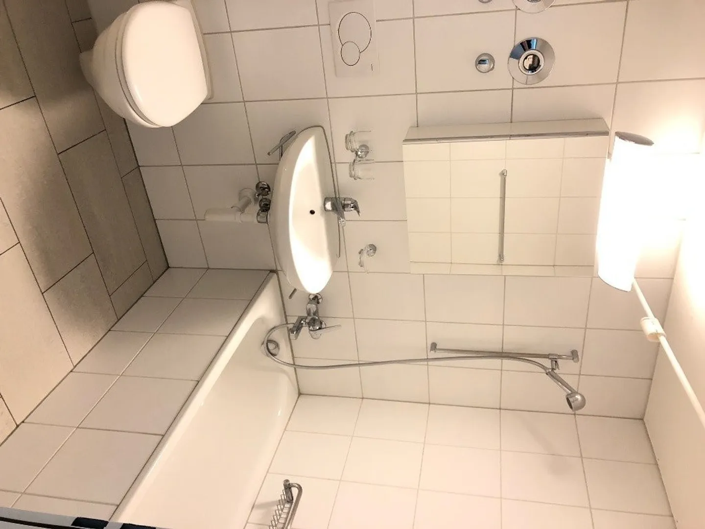 Hell Wohung  in einer gepflegten Wohnsiedlung - Foto 7 von 9