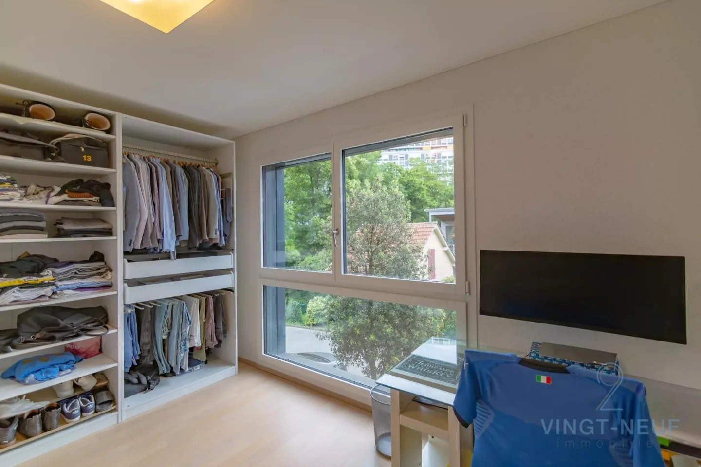 Idéal pour une famille - Maison HPE de 5 pièces avec jardin - Photo 9 sur 13