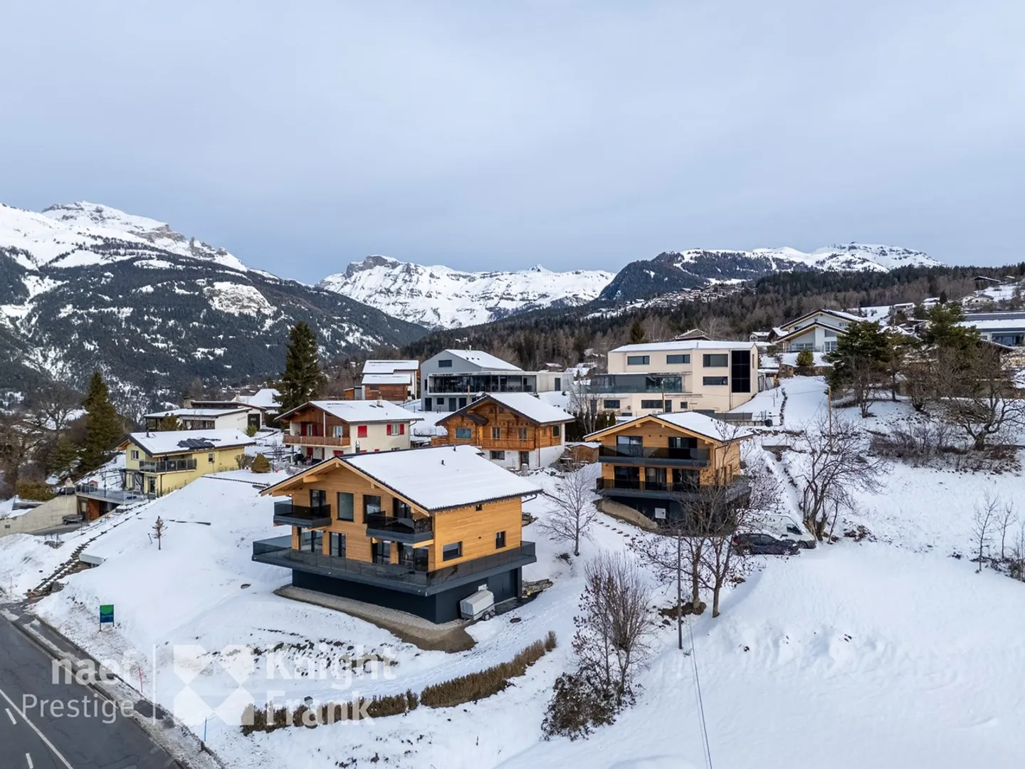 Charming Chalets in Lens - Photo 3 of 9