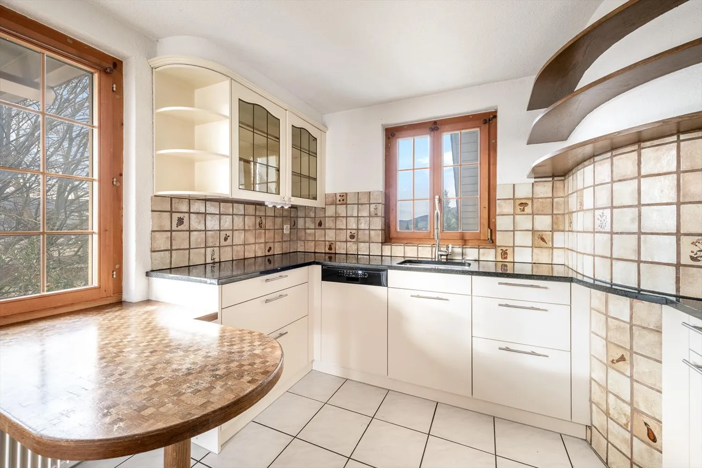 Casa 1-2 famiglie in posizione molto tranquilla in un quartiere residenziale popolare - Foto 11 di 13