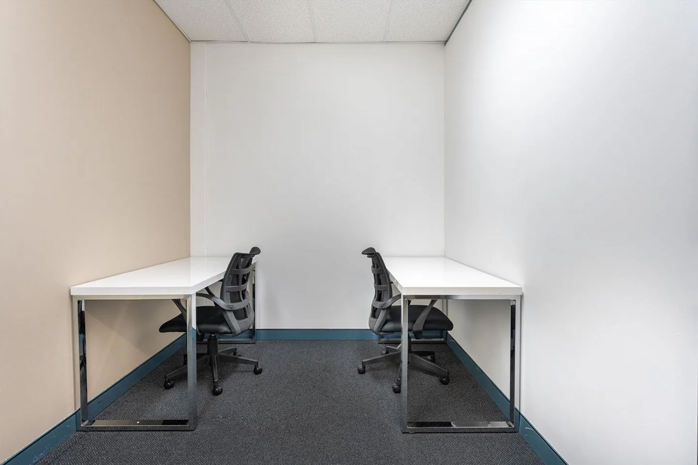 Bureau privé pour 3 personnes à Regus Spoom Green City, Manegg - Photo 1 sur 9