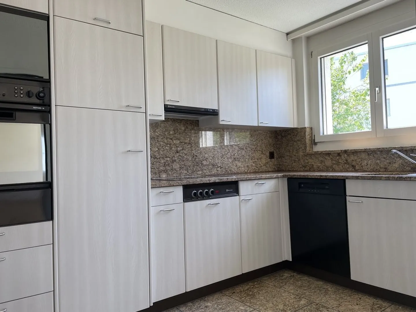 Helle Wohnung in Ennetbaden - Foto 4 von 7