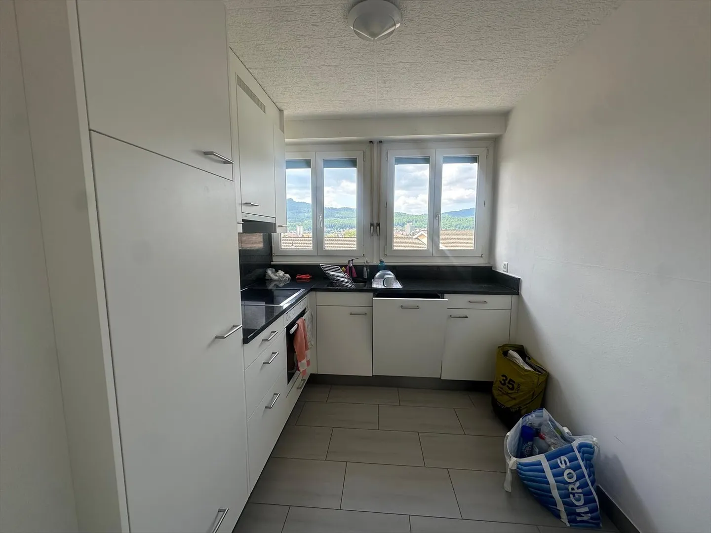Appartement rénové de 3 pièces à Olten - Photo 1 sur 7