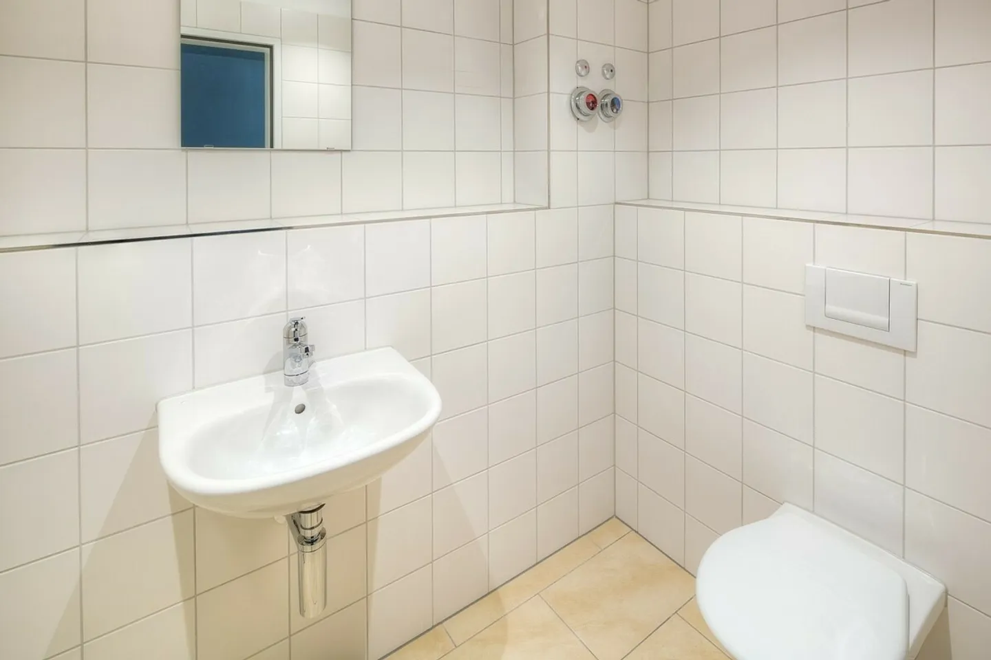 In the midst instead of just being there! - Photo 6 of 6