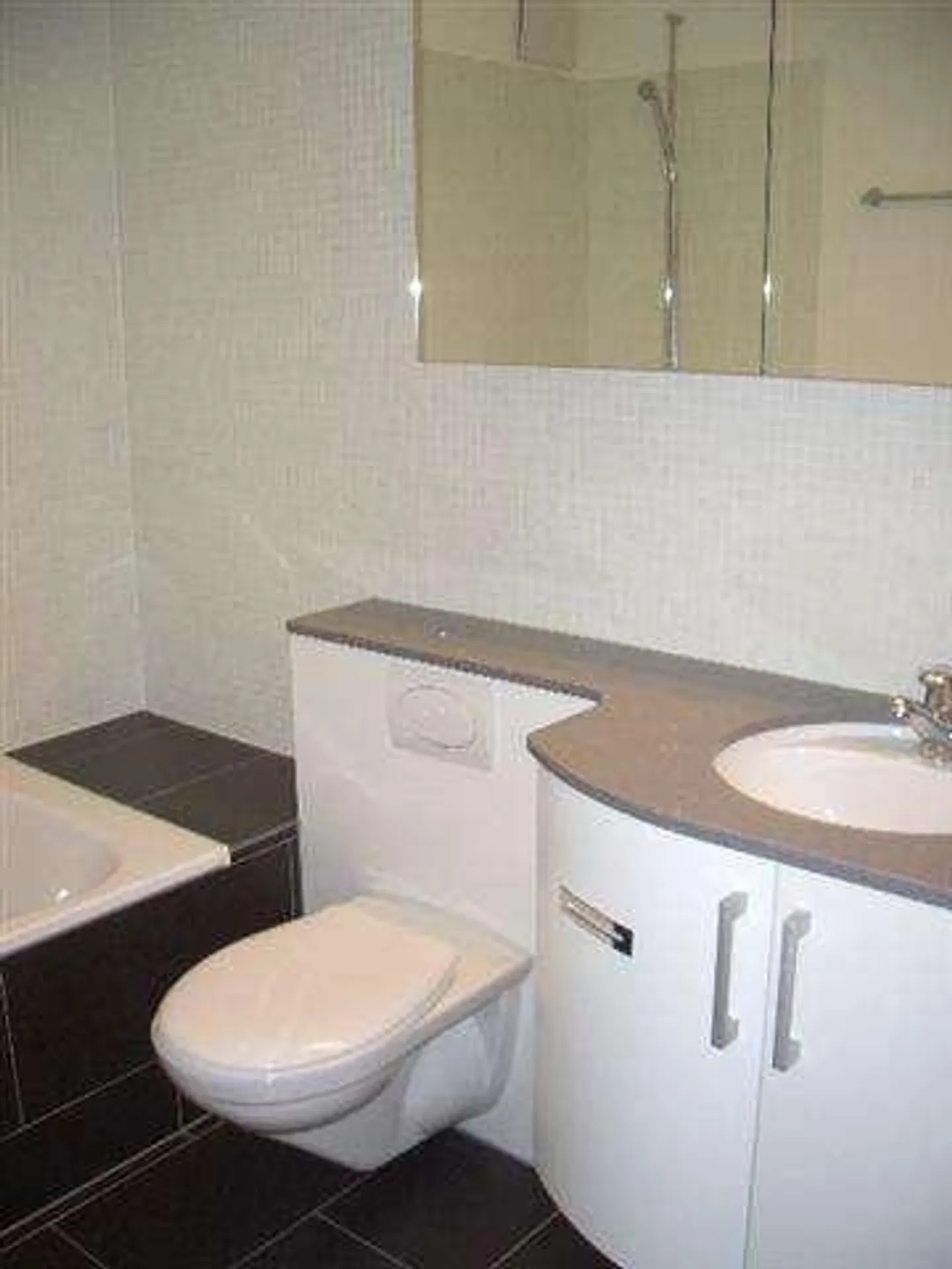 Appartamento 4.5 stanze ristrutturato al 3° piano - Foto 4 di 5