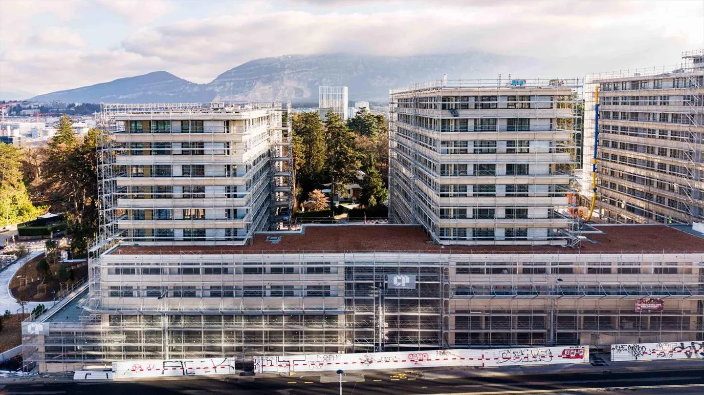 Arcade - Photo 4 of 6