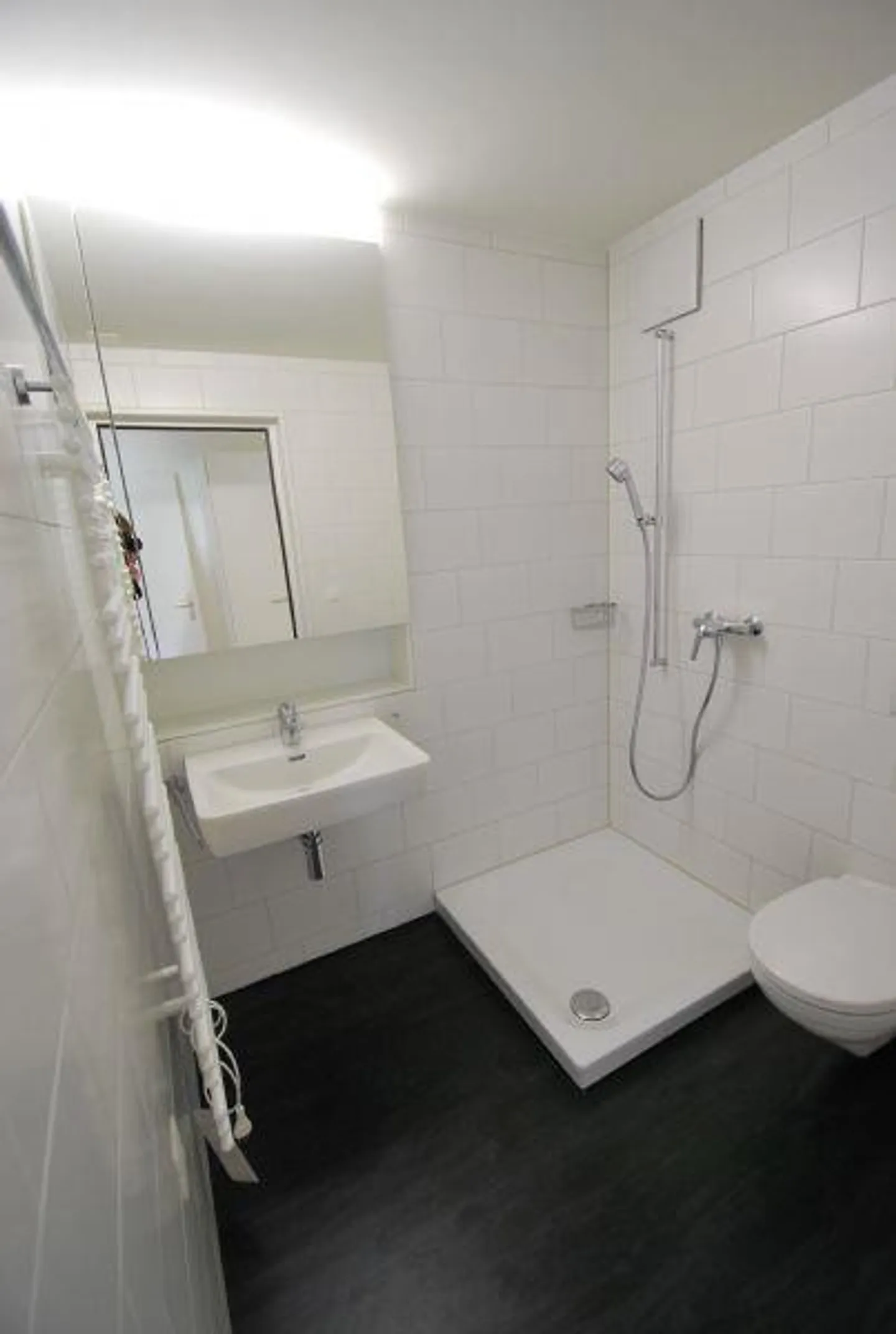 TOP INTERIOR CONSTRUCTION - IN THE CITY CENTER - QUALITY LIVING - Photo 6 of 9