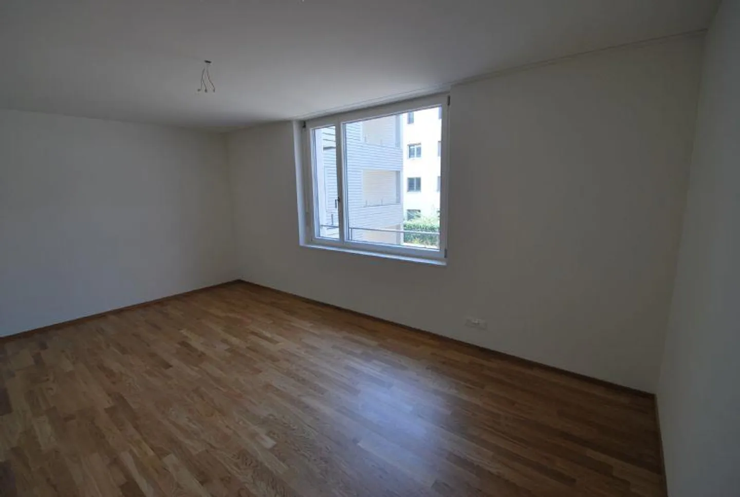 TOP INTERIOR CONSTRUCTION - IN THE CITY CENTER - QUALITY LIVING - Photo 8 of 9