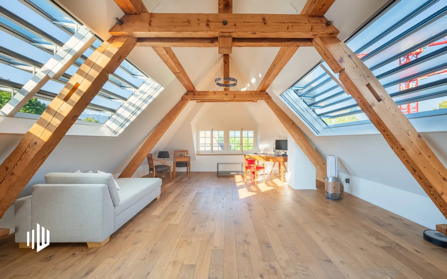 ImmoWyss - Villa neobarocca con dipendenza, padiglione e accesso al lago - Foto 5 di 12