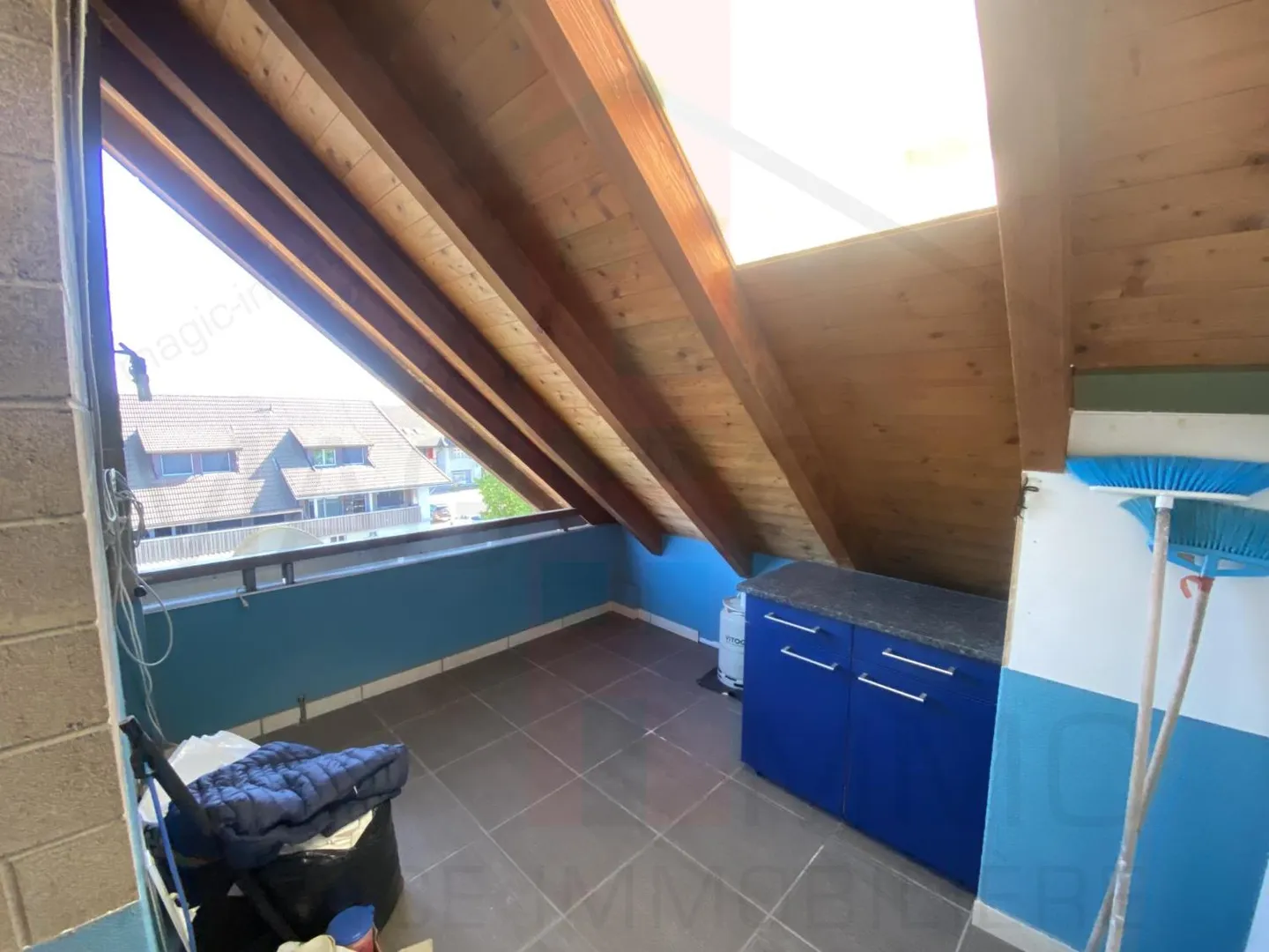 Apartment - Photo 6 of 9