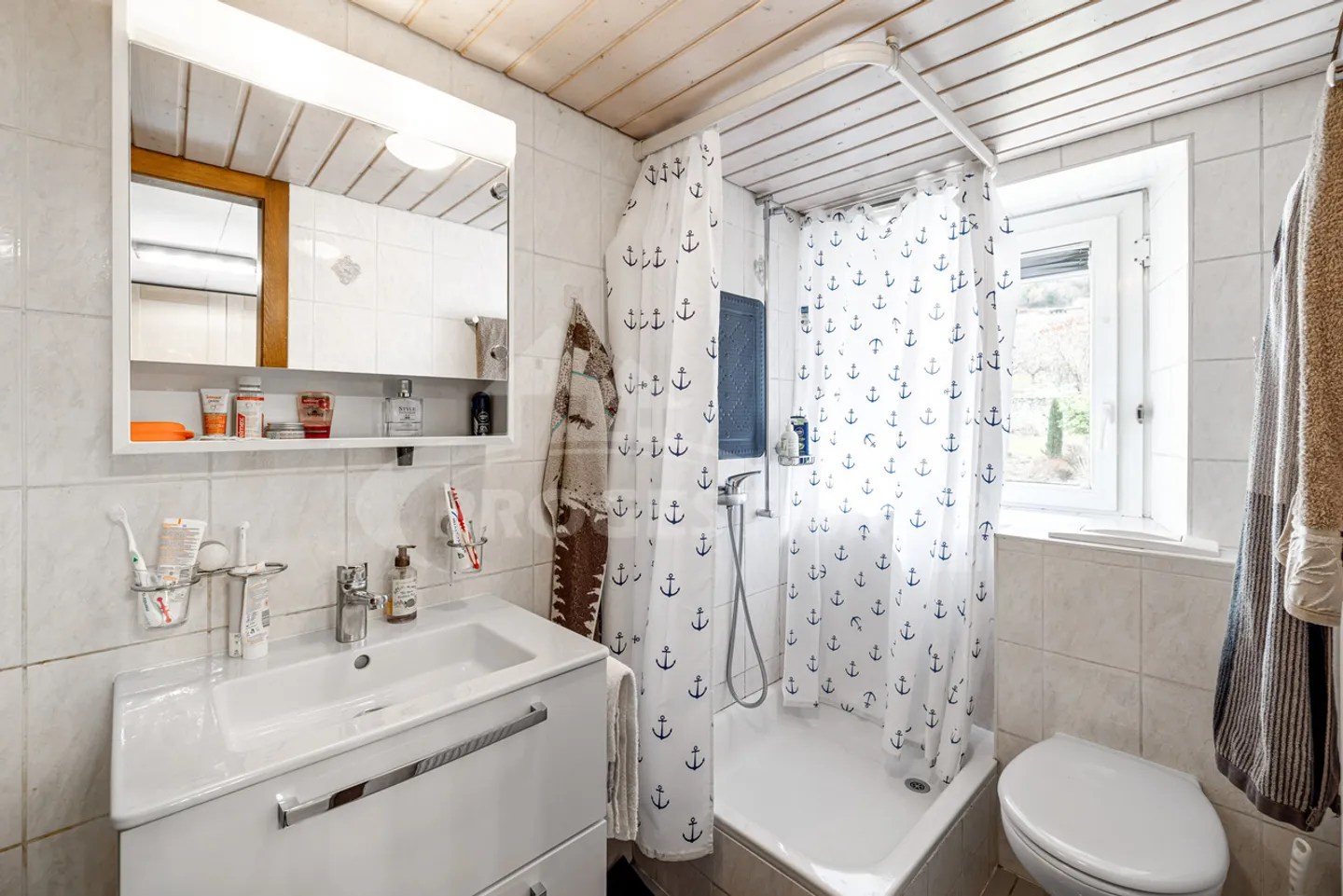 APPARTEMENT DE 4 PIÈCES AVEC GRANDE DE 115 M2 AU SOL - Photo 10 sur 16
