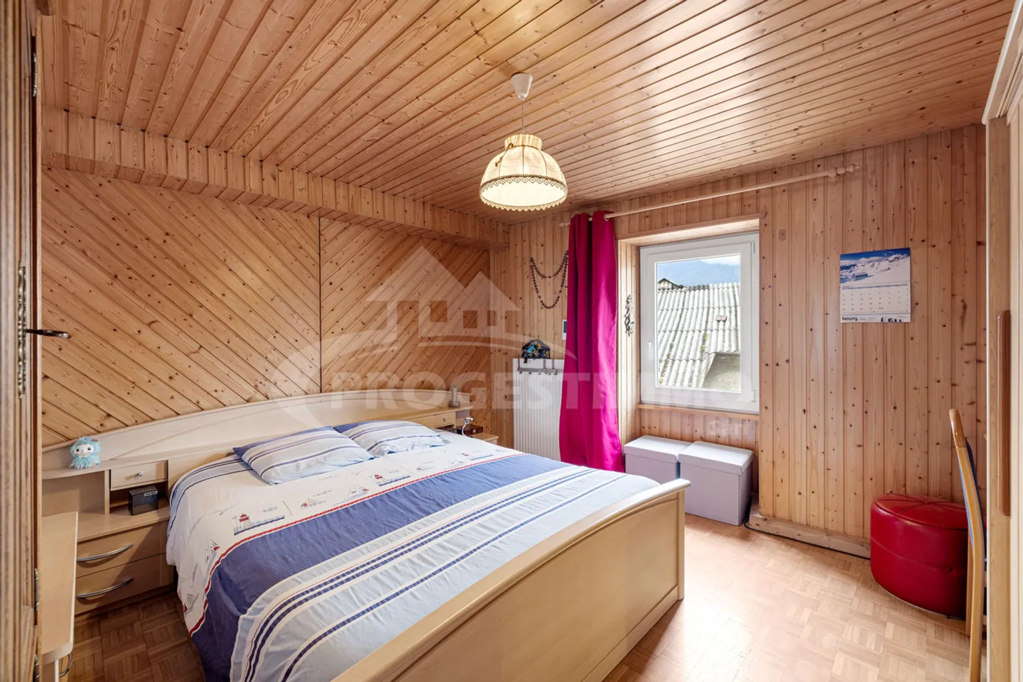 APPARTEMENT DE 4 PIÈCES AVEC GRANDE DE 115 M2 AU SOL - Photo 8 sur 16