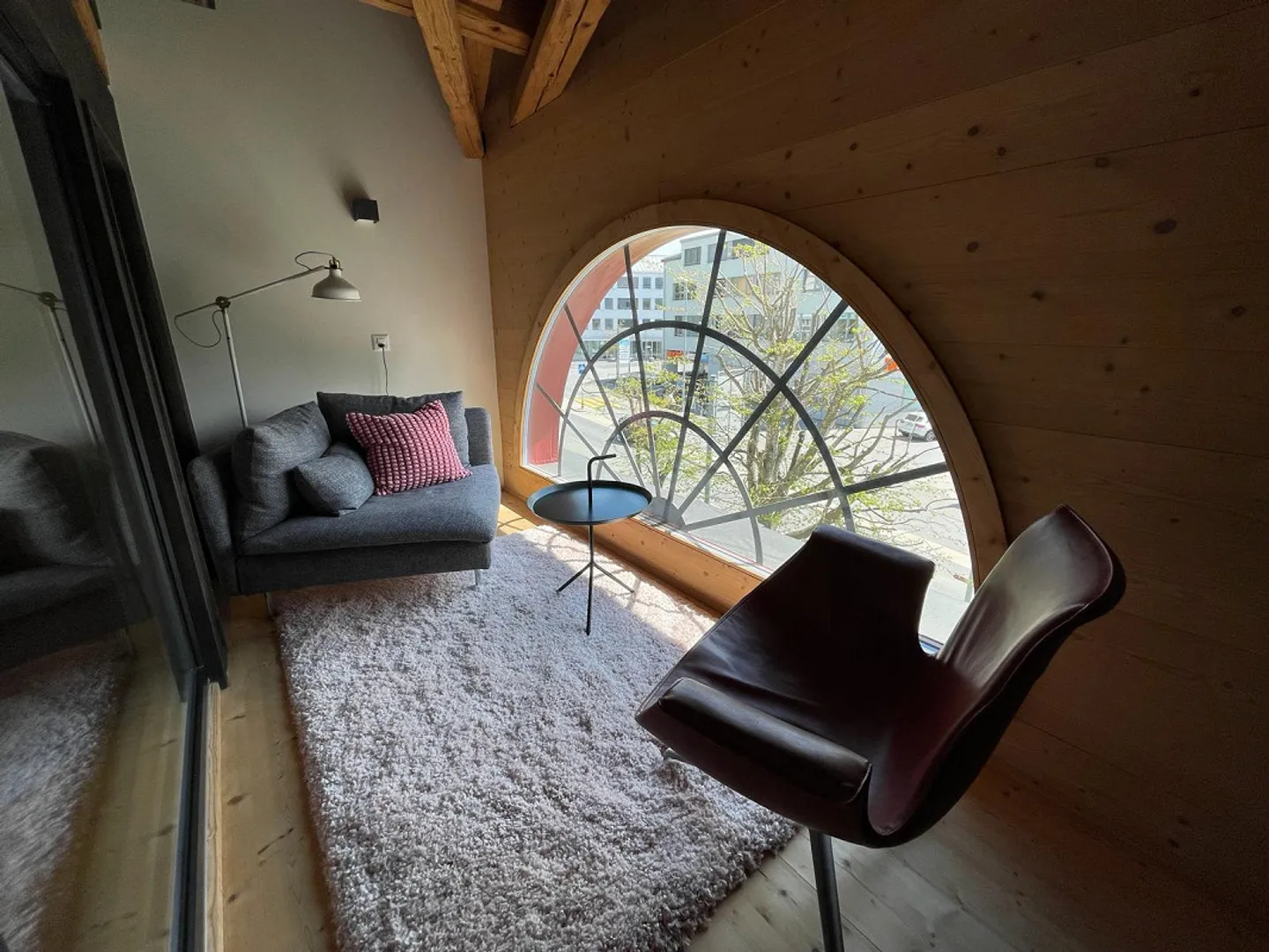 Appartamento con Loggia sulla Terrazza Soleggiata - Foto 1 di 8