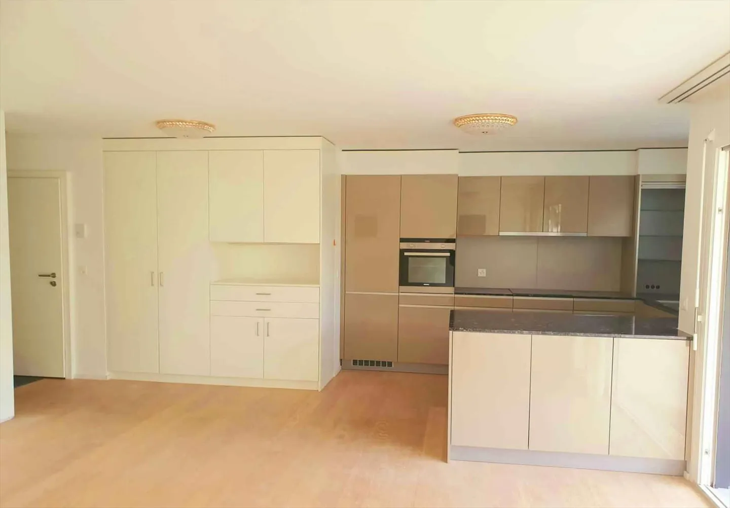 4,5-Zimmer-Wohnung im Erdgeschoss mieten - Foto 2 von 5