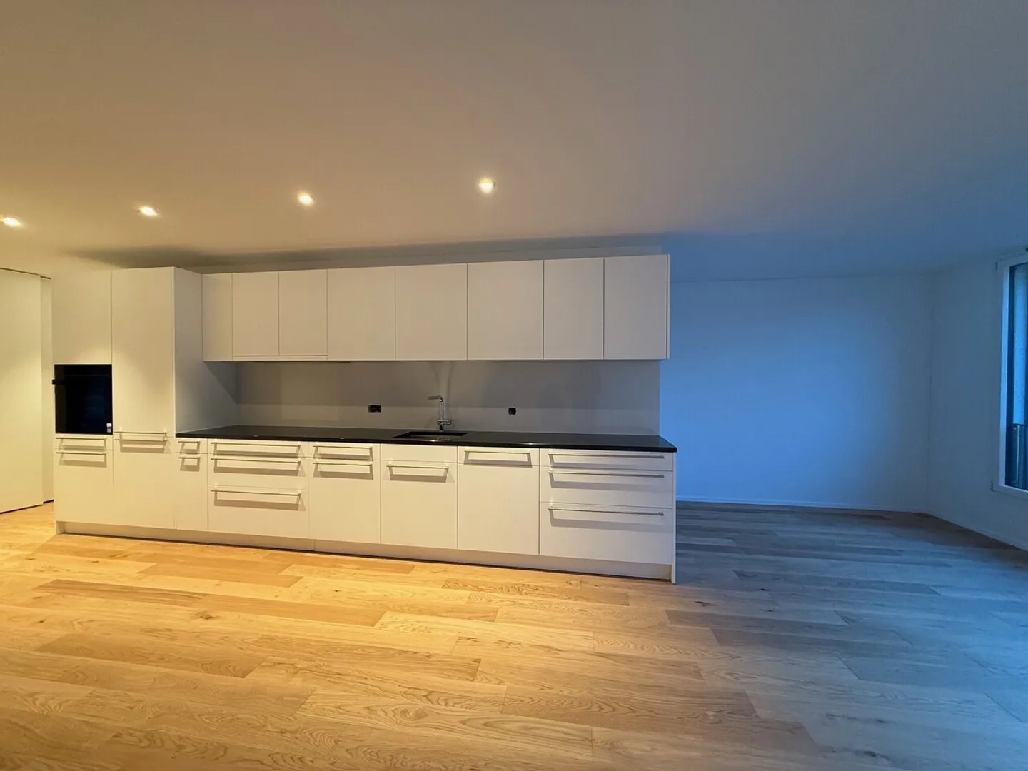 Komfortables Wohnen mit Balkon &amp; ÖV-Anschluss - Neubauwohnung  - Foto 2 von 12