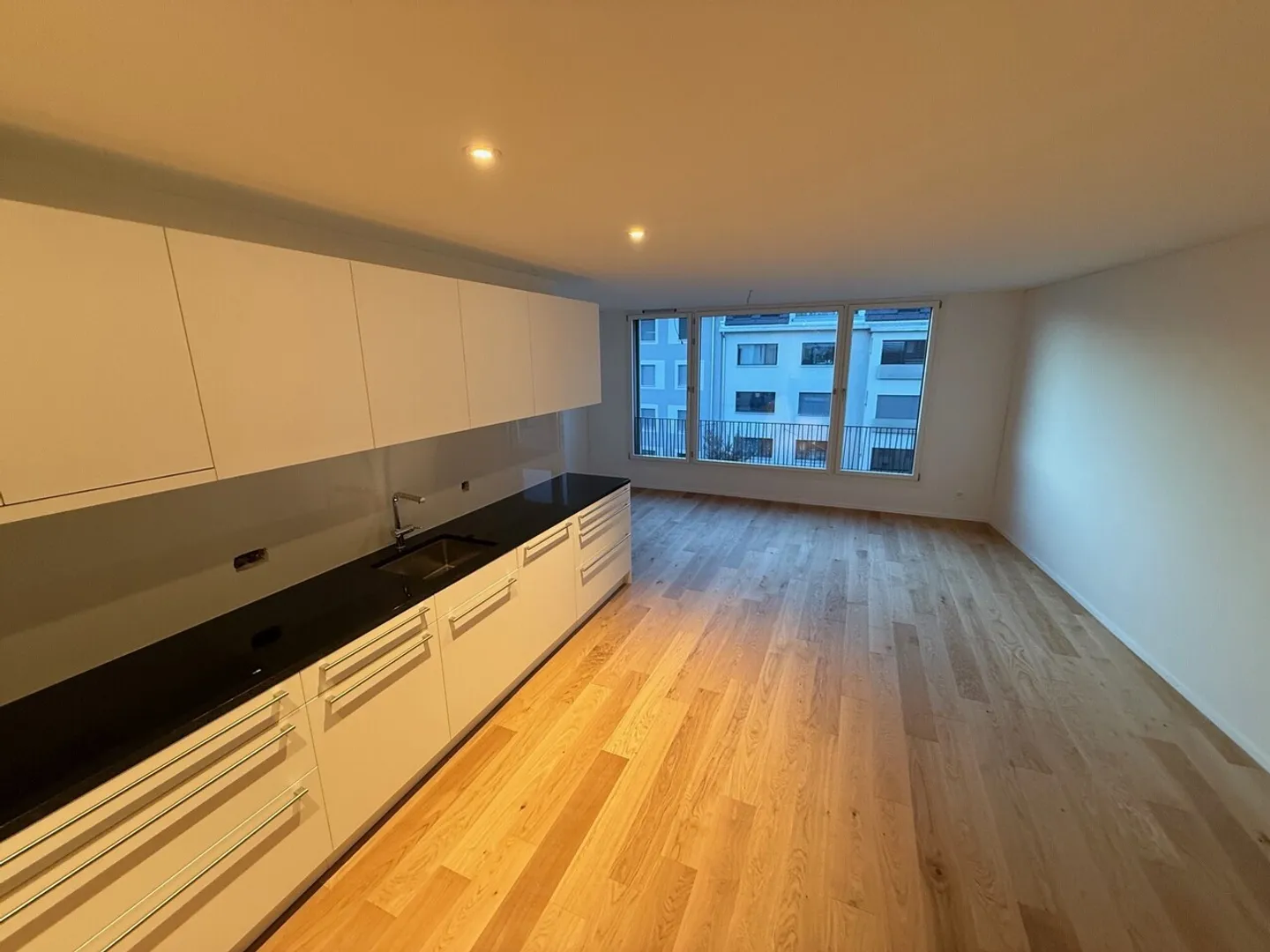 Komfortables Wohnen mit Balkon &amp; ÖV-Anschluss - Neubauwohnung  - Foto 3 von 12