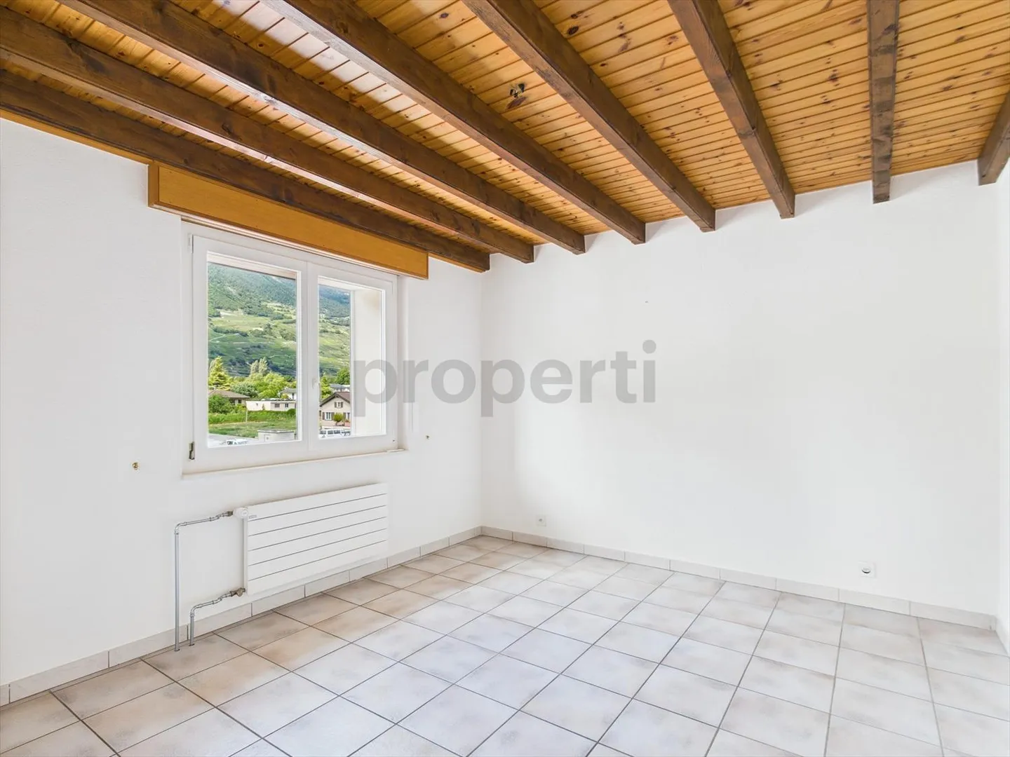 Appartamento di 4,5 stanze in una zona tranquilla e centrale ad Ardon - Foto 6 di 9