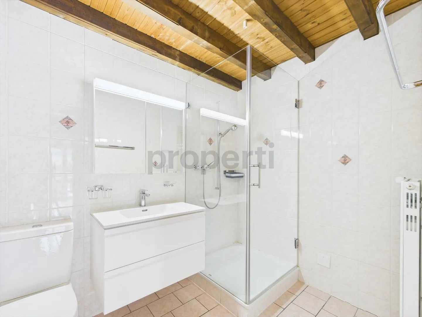 Appartamento di 4,5 stanze in una zona tranquilla e centrale ad Ardon - Foto 7 di 9
