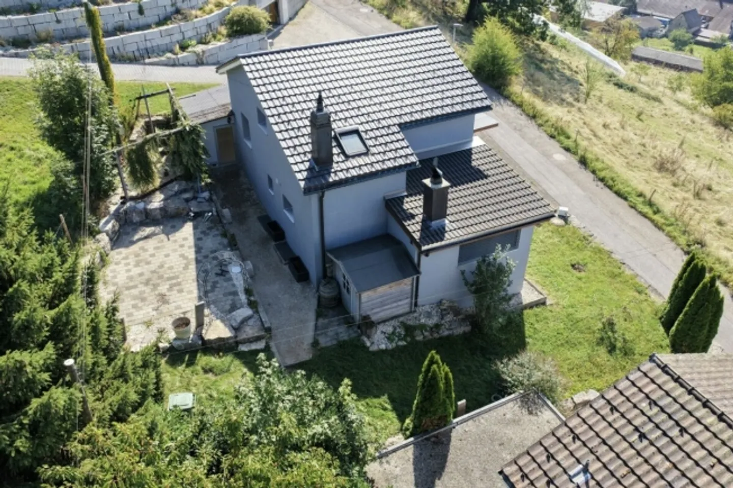 «RUHIG GELEGENES EINFAMILIENHAUS MIT WEITSICHT AUF DIE ALPEN» - Foto 2 von 8