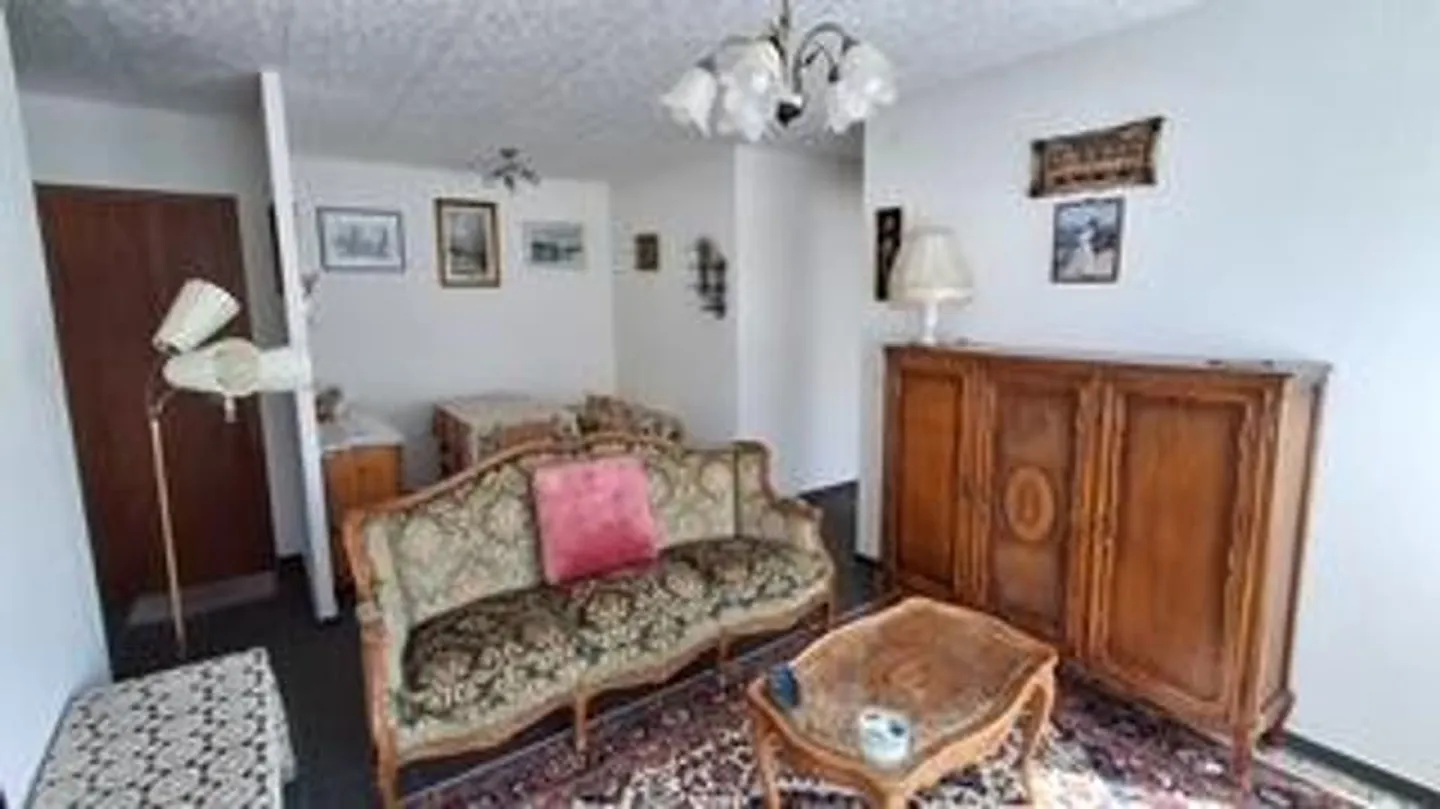 For rent 3.5 room apartment in the city center of Sion at Rue de Lausanne 61 - Photo 2 of 8