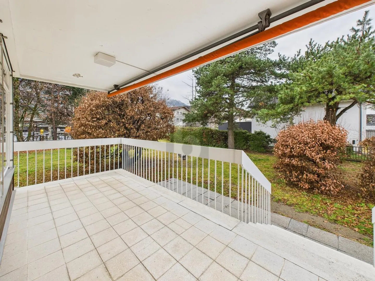 EMPLACEMENT CENTRAL AVEC GRAND JARDIN - Photo 4 sur 6