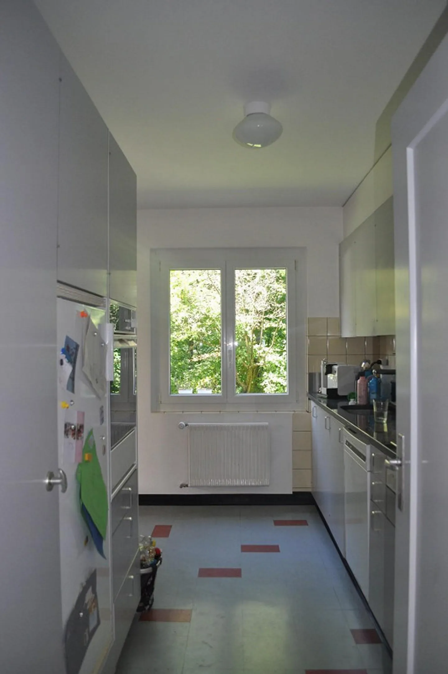 Appartement calme de 3,5 pièces avec grande terrasse et jardin à durée limitée... - Photo 5 sur 7