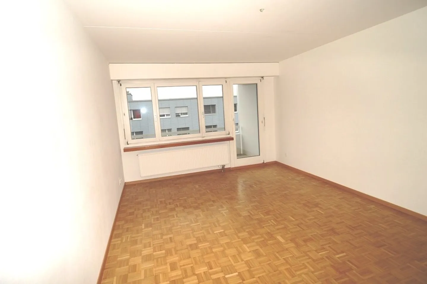 Charmant appartement 2.5 pièces - Photo 2 sur 5