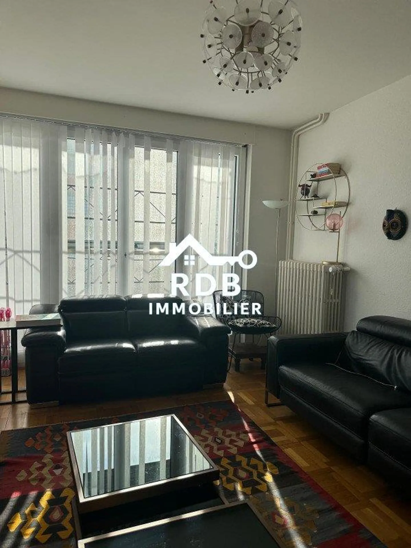 3.5-room apartment on the 6th floor located in Geneva 1206 - Photo 2 of 12