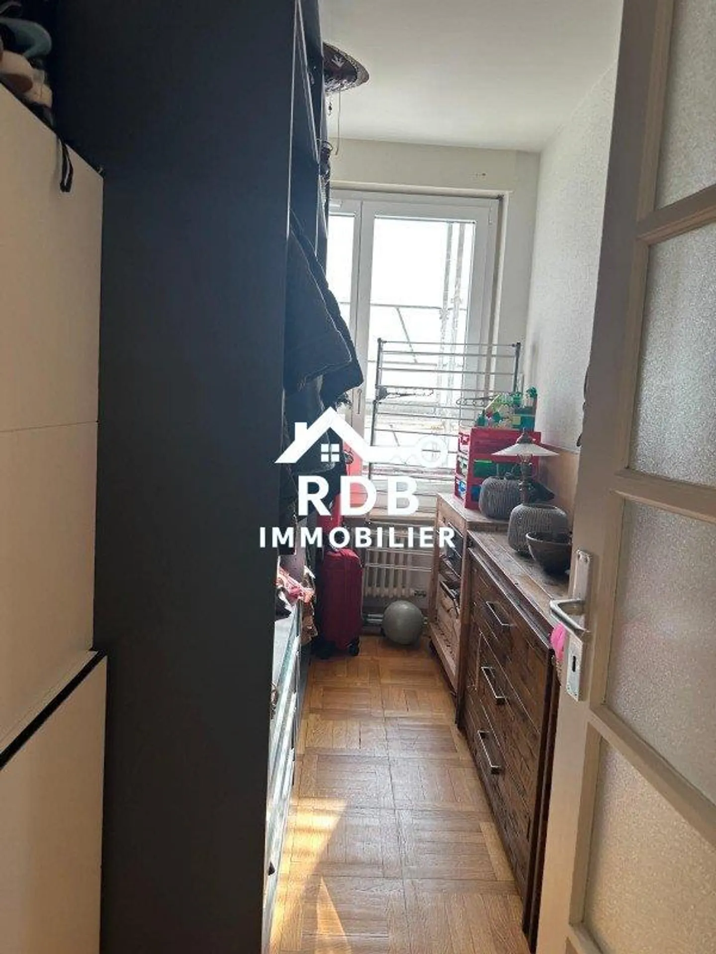 3.5-room apartment on the 6th floor located in Geneva 1206 - Photo 9 of 12