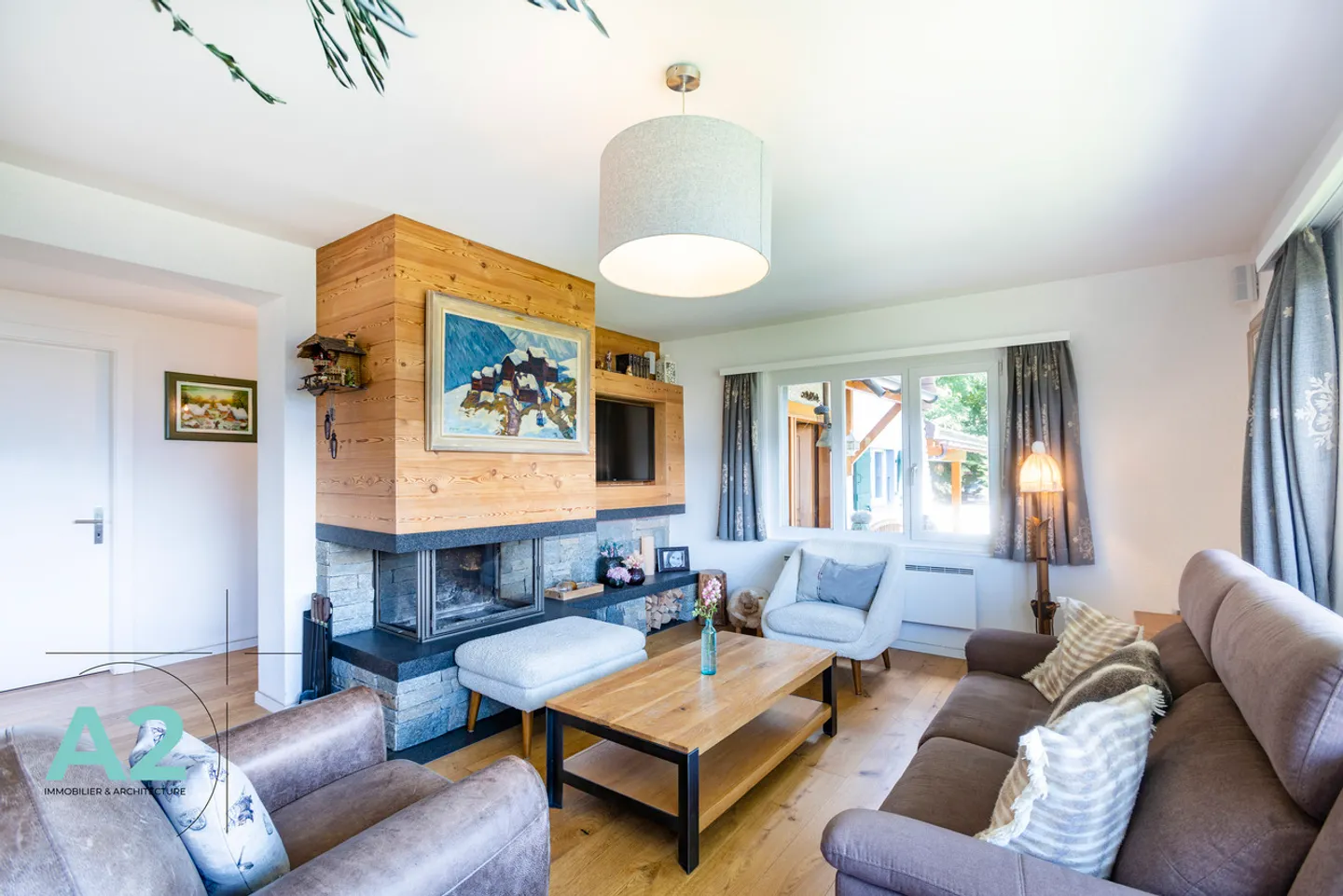 Maison de charme entièrement rénovée - Photo 3 sur 13