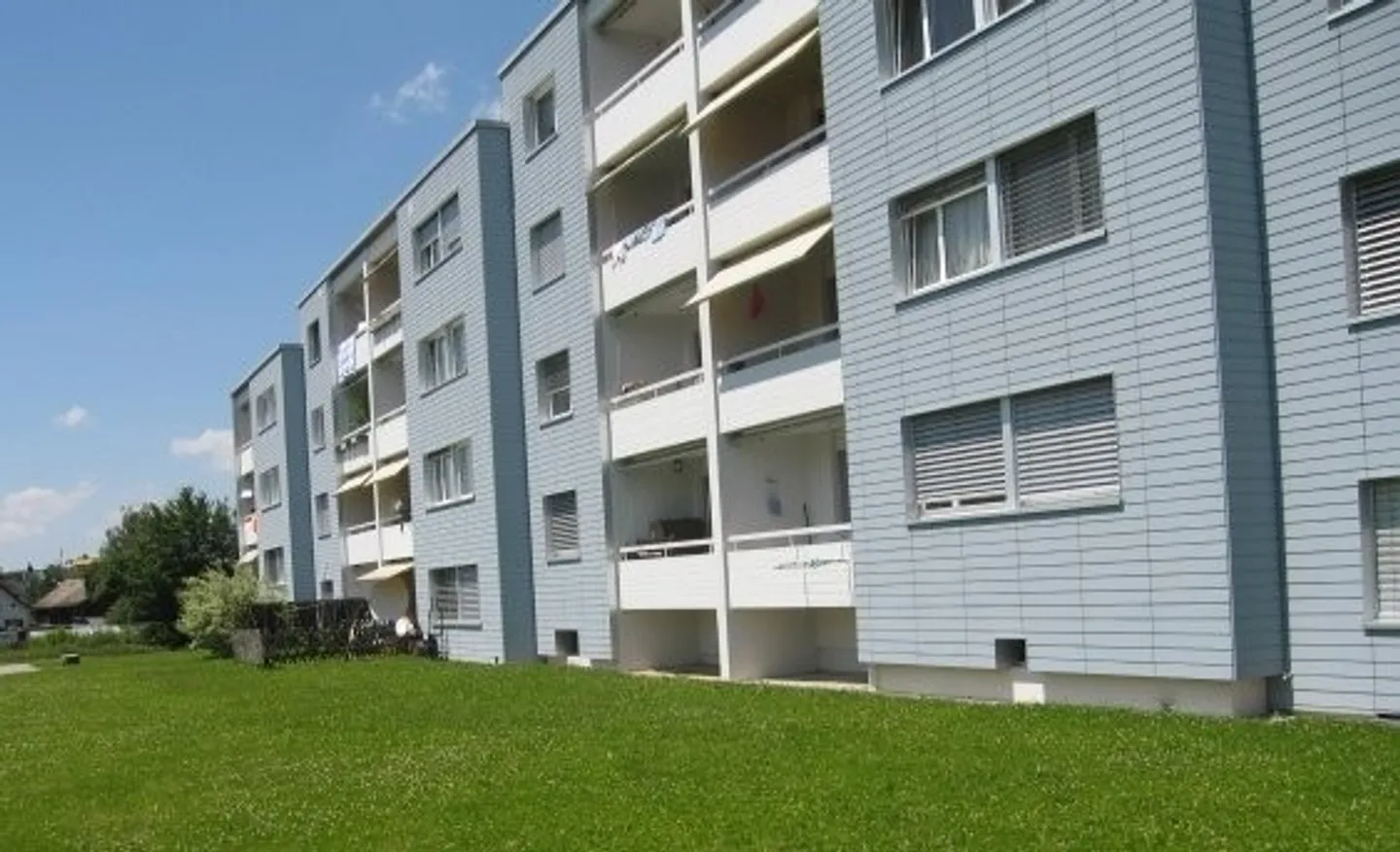 Charmant appartement 2.5 pièces - Photo 1 sur 5