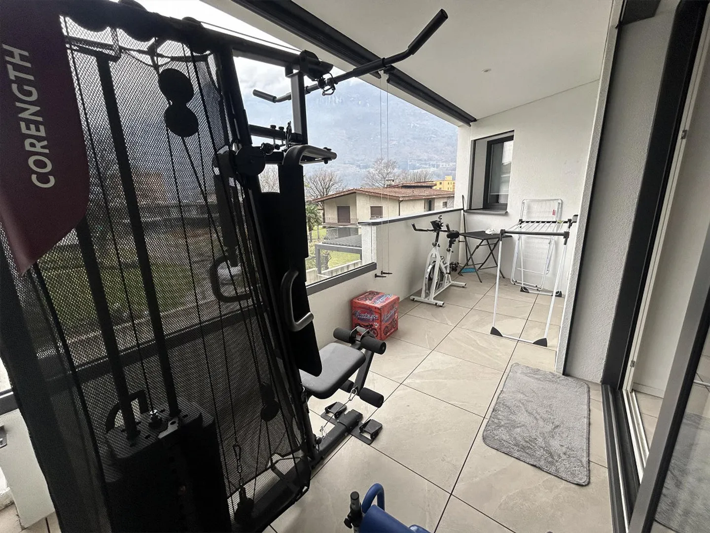 Cerco subentrante per un moderno appartamento di 2.5 (85m2) a biasca - Foto 8 di 8