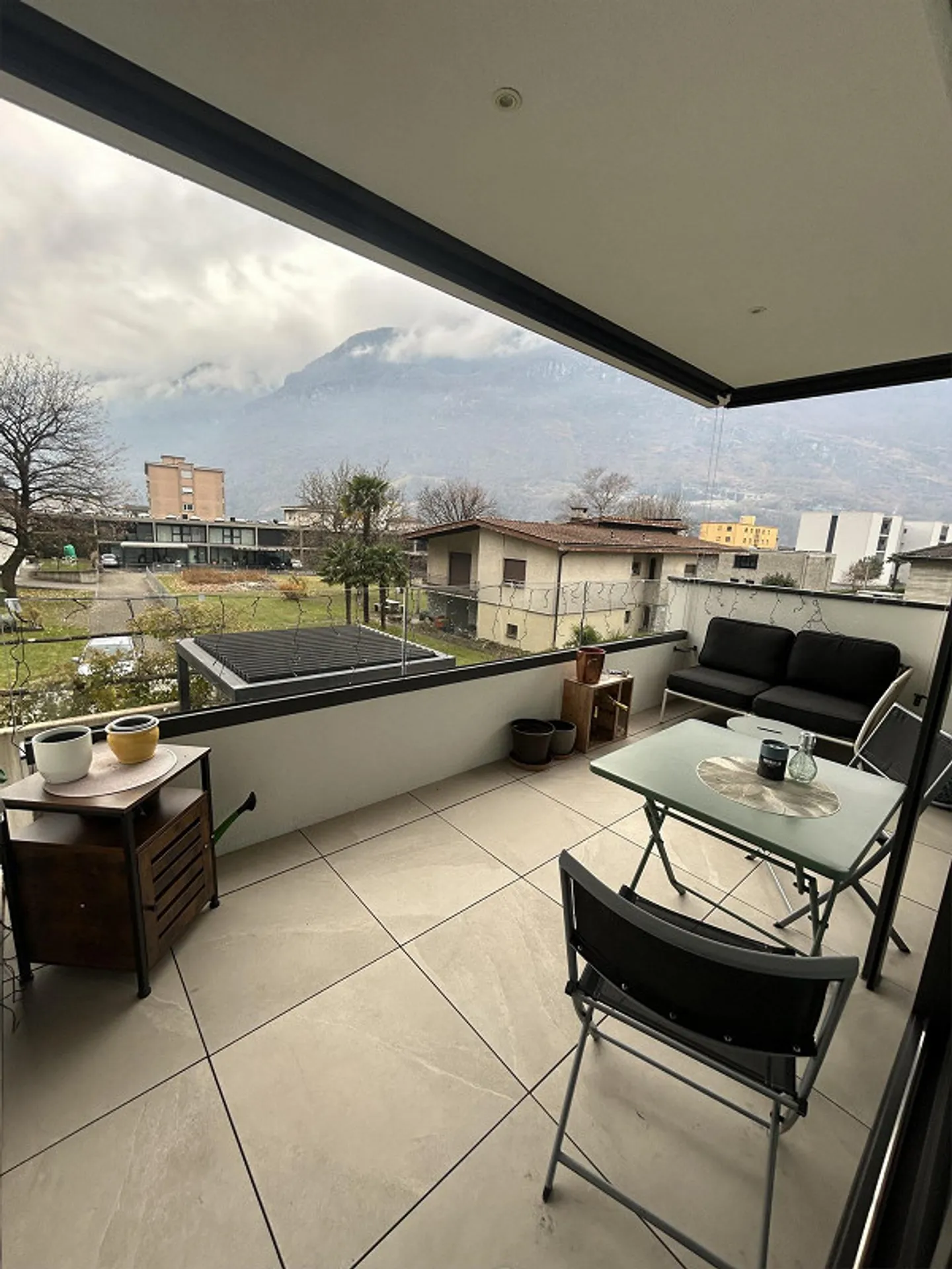 Cerco subentrante per un moderno appartamento di 2.5 (85m2) a biasca - Foto 3 di 8