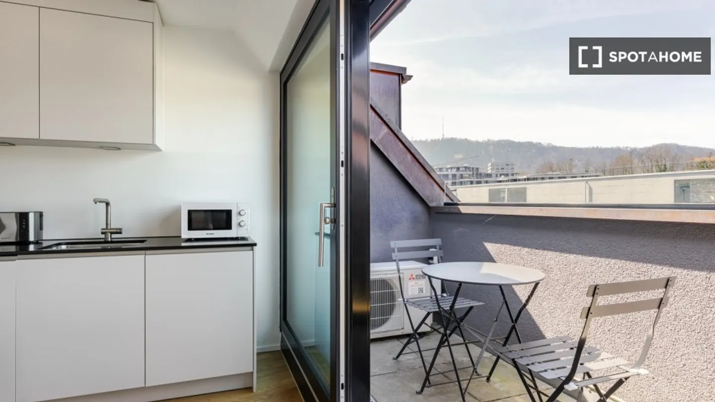 Appartamento in affitto - Foto 6 di 17