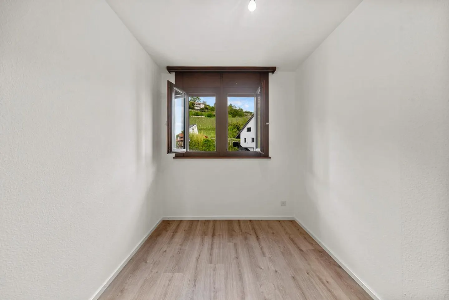 5.5-Room Duplex Apartment with Gallery - Photo 8 of 17