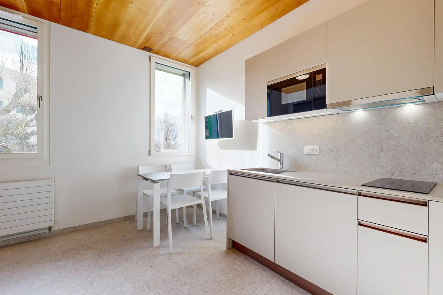 A furnished studio - CHF 300.00 voucher offered! - Photo 1 of 6
