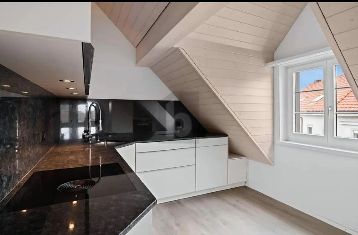 LIVING IN A PRIME LOCATION - Photo 5 of 6