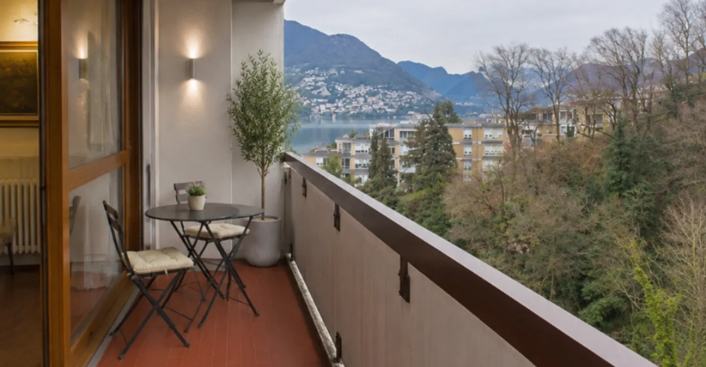 Außergewöhnliche 3,5-Zimmer-Wohnung mit Seeblick in Pazzallo - Foto 4 von 10